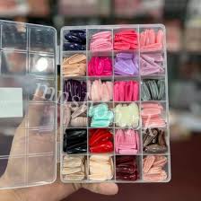 576 nails box with free stickers.