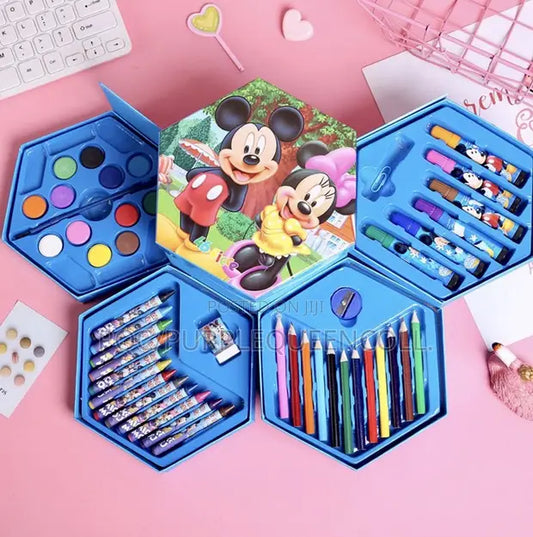 46 piece of art kit painting.